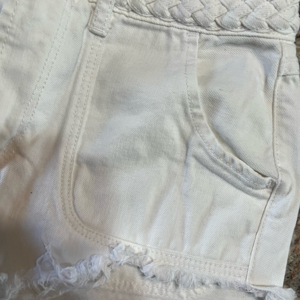 Like New! Size 2 White Braided waist Jean Shorts!
